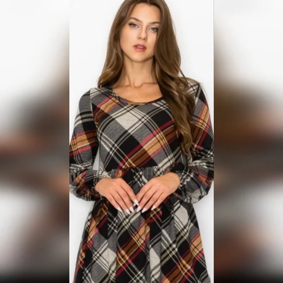 2 Left! Beautiful Long Sleeve and Ultra Soft Plaid Dress - Picture 4 of 6